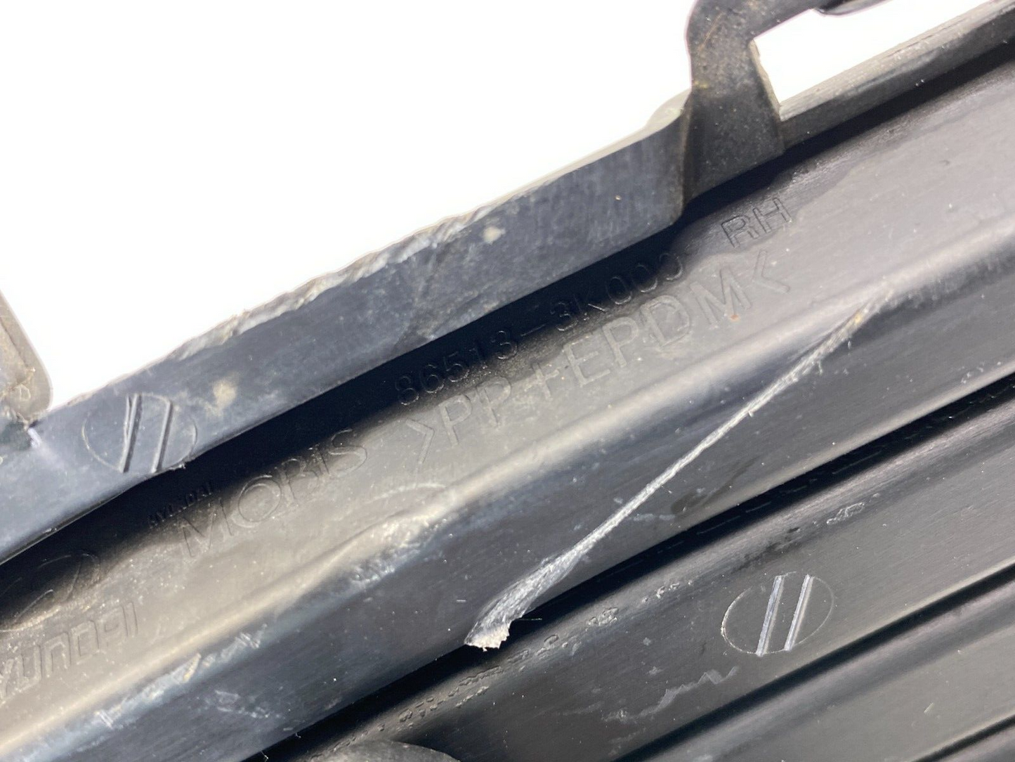 2006-2008 Hyundai Sonata Front Bumper Right Fog Grille Hole Cover 86513-3K000