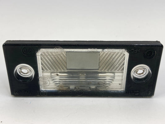 2009-2014 VOLKSWAGEN TIGUAN REAR LEFT OR RIGHT LICENSE PLATE LIGHT ASSEMBLY OEM