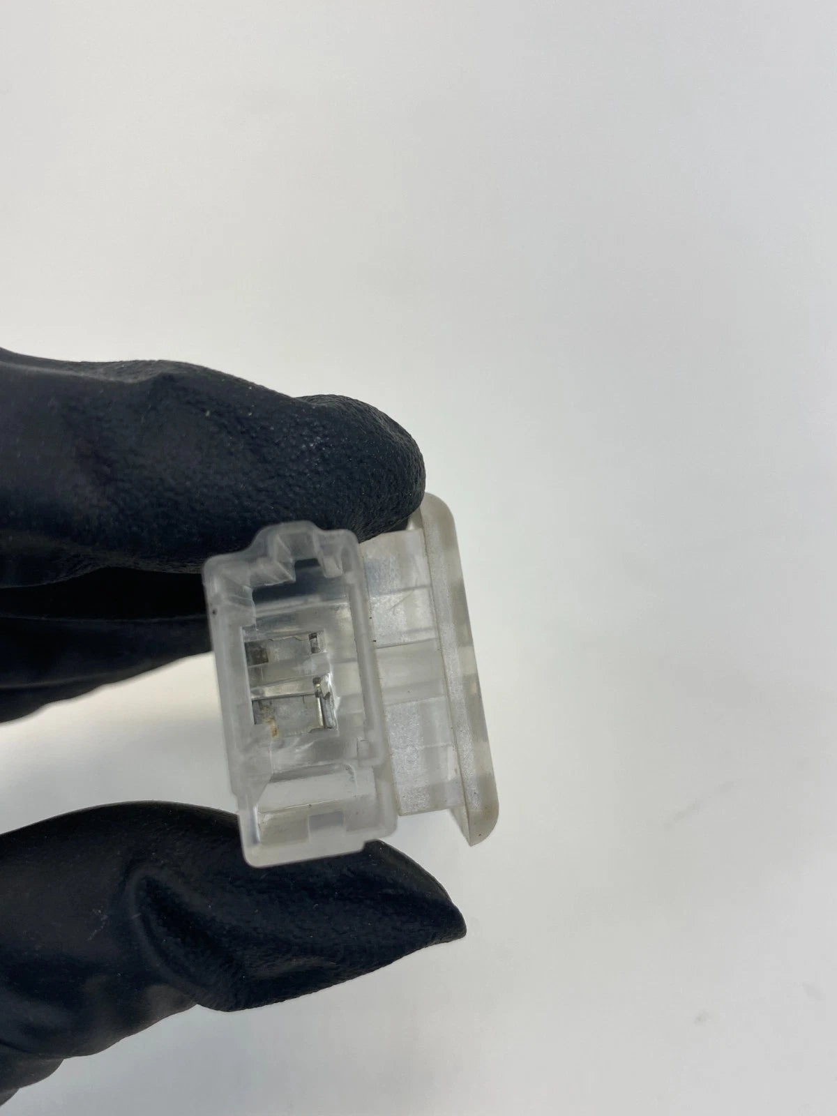 2010-2016 Cadillac SRX Buick LaCrosse Rear Trunk Courtesy Light Lamp 13503058