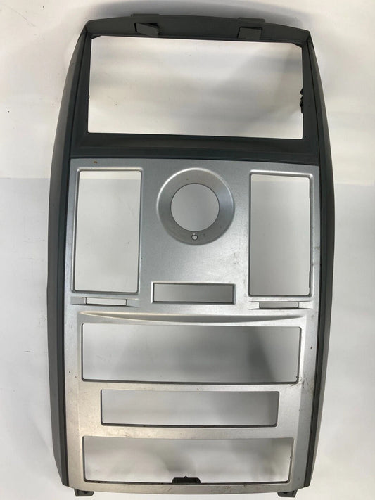 08-10 CHRYSLER TOWN & COUNTRY CENTER DASH RADIO BEZEL TRIM PANEL 1DR16TRMAB OEM