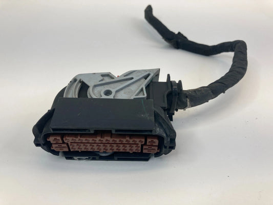 2011-2013 HYUNDAI SONATA 2.4L ABS BRAKE MODULE PLUG PIGTAIL WIRE CONNECTOR OEM