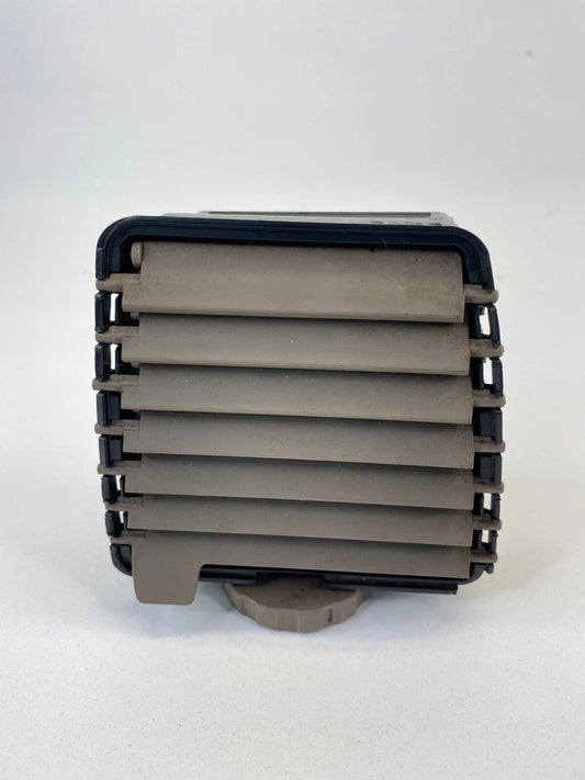 2002 2003 NISSAN ALTIMA RIGHT PASSENGER DASH AC AIR VENT GRILLE DUCT 68760-8J000