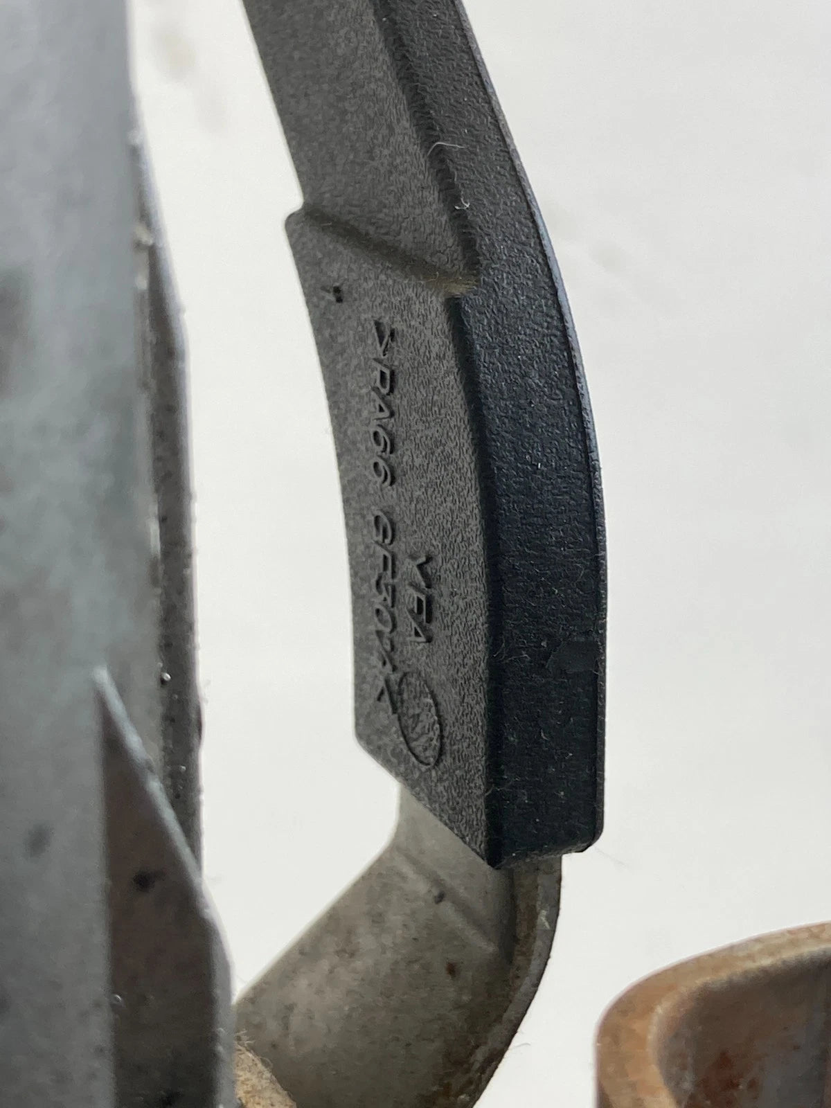 2011–2014 HYUNDAI SONATA 2.4L AT POWER STEERING COLUMN W/ MODULE 563003-Q200