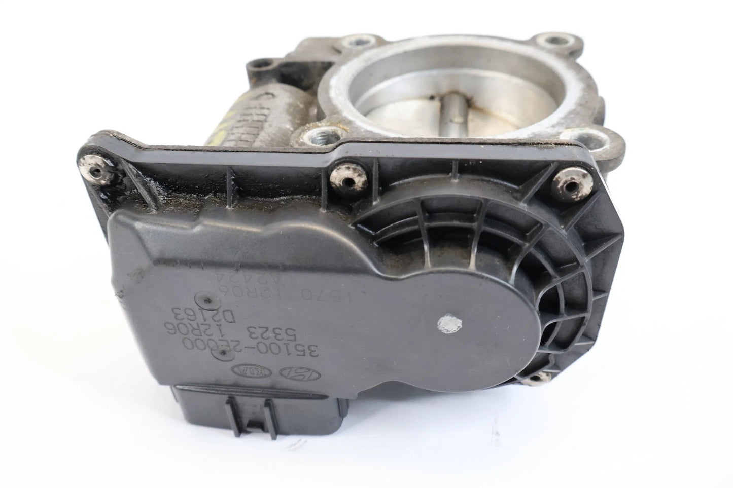 11-19 HYUNDAI ELANTRA 1.8L THROTTLE BODY THROTTLE VALVE ASSEMBLY 35100-2E000 OEM