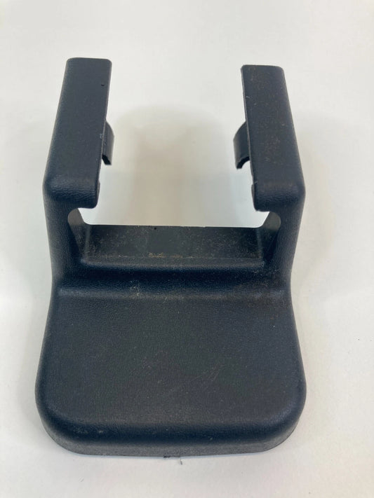 2002 2003 02 03 LEXUS ES300 FRONT RIGHT SIDE SEAT TRACK END COVER CAP TRIM OEM