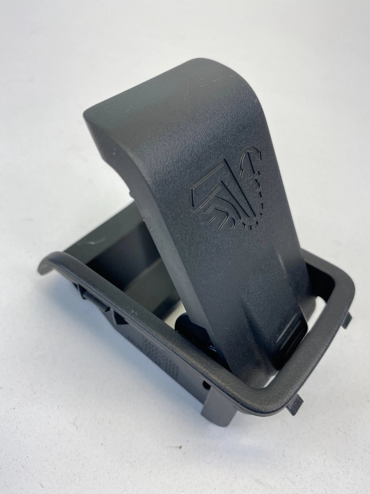 08-13 INFINITI G37 G35 SEDAN REAR CHILD SEAT ANCHOR HOOK COVER OEM 79980-JK000
