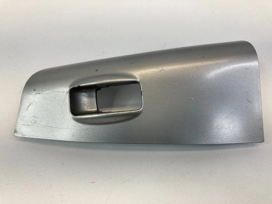 2005-2010 KIA SPORTAGE REAR LEFT SIDE DOOR WINDOW SWITCH BEZEL 93580-F000 OEM