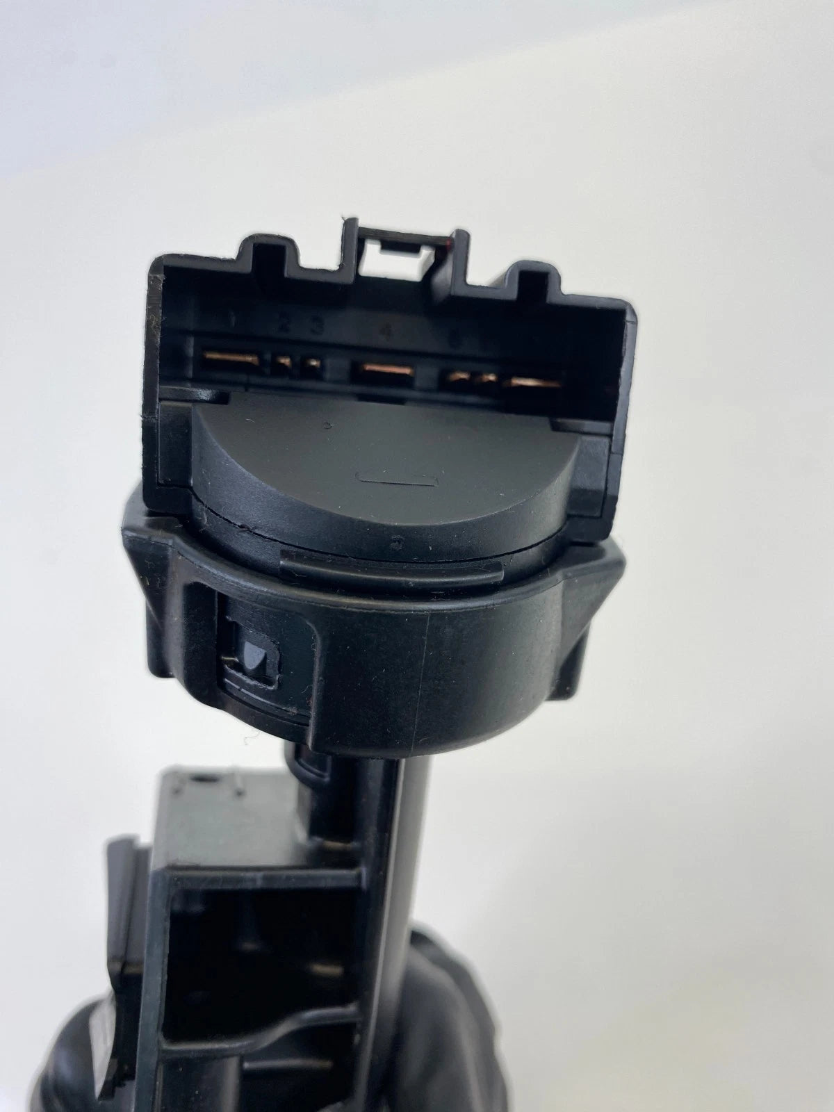 2013-2016 FORD FUSION AUTO T IGNITION SWITCH LOCK CYLINDER W/ KEY DG9C-3F642-AC