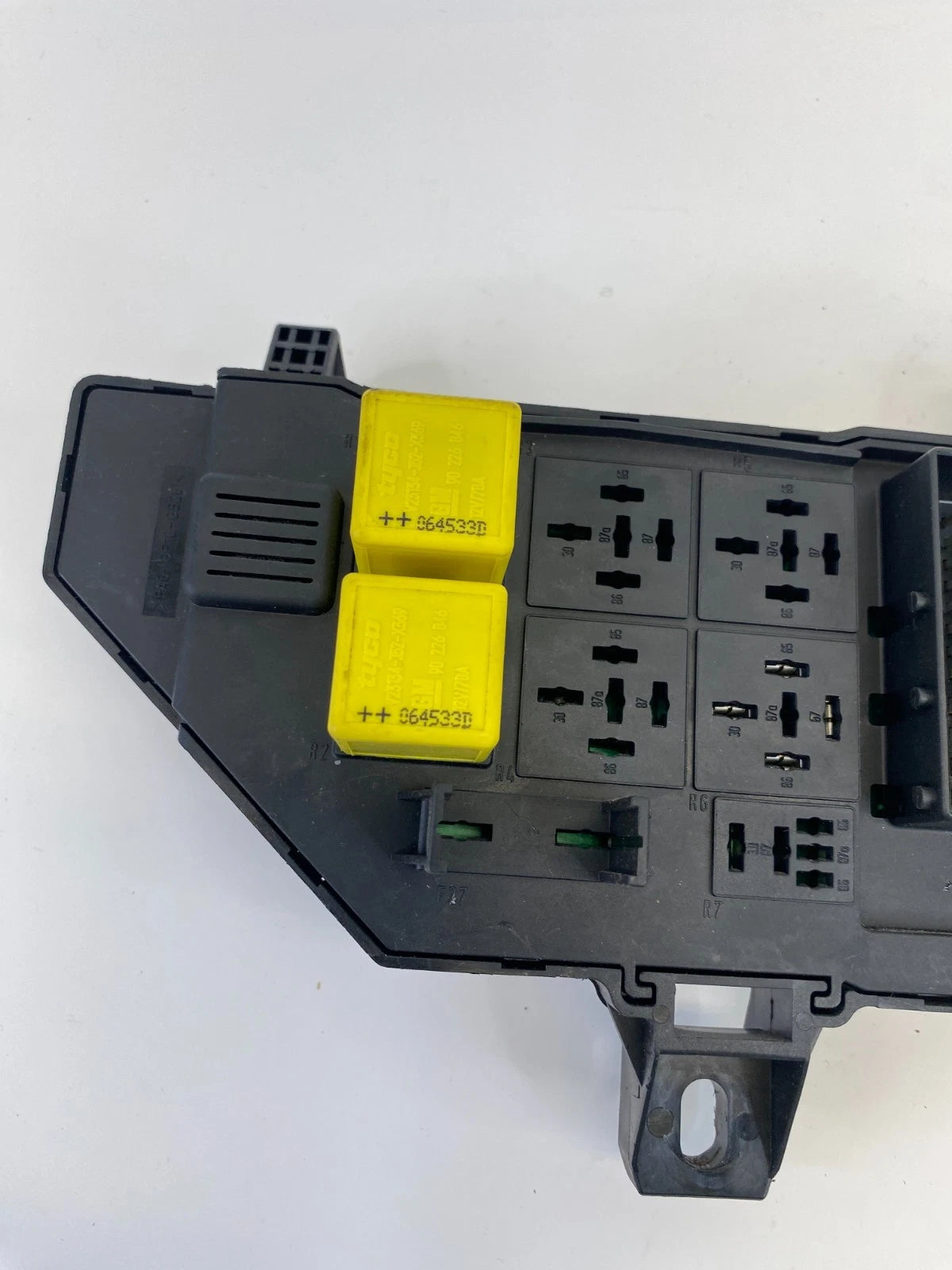 2003-2009 SAAB 9-3 INNER DASH FUSE RELAY BOX W/ BODY CONTROL MODULE 12778377 OEM