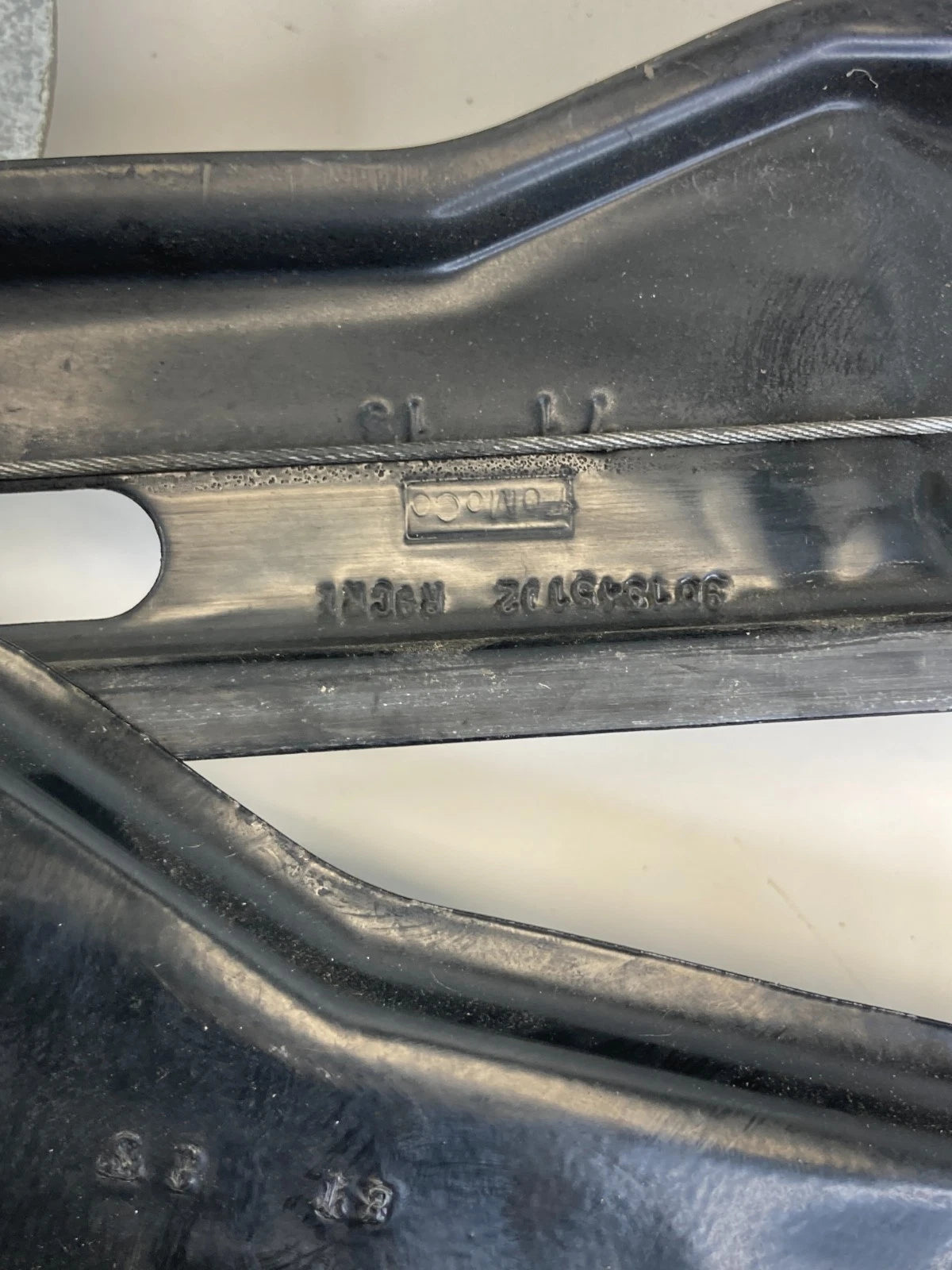 13-19 Ford Police Interceptor Sedan Front Righ Side Window Regulator w/Motor OEM