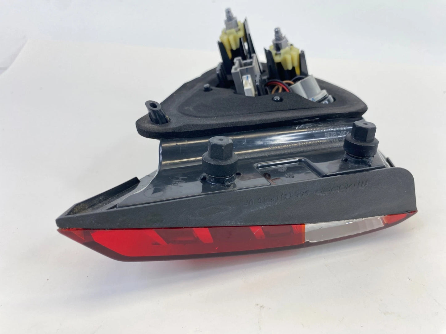 2015-2017 Chrysler 200 Sedan Rear Right Side Tail Light Taillight Inner Lamp OEM