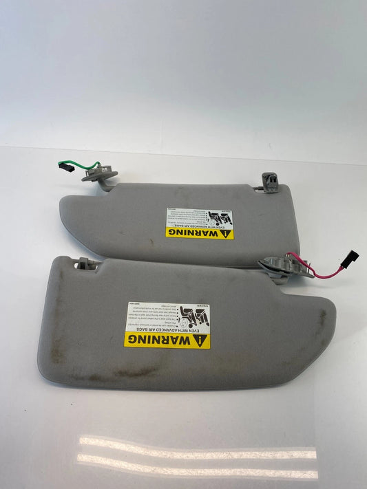 2005-2009 VOLVO S60 SUN VISOR PAIR LEFT RIGHT FRONT GREY LIGHTED ILLUMINATED OEM