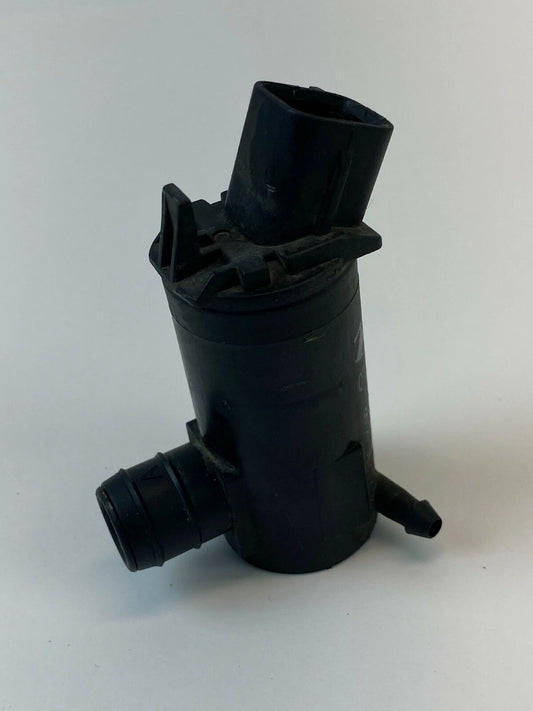 2006-2011 HYUNDAI ACCENT WINDSHIELD WIPER WASHER FLUID PUMP OEM 98510-1C00 OEM