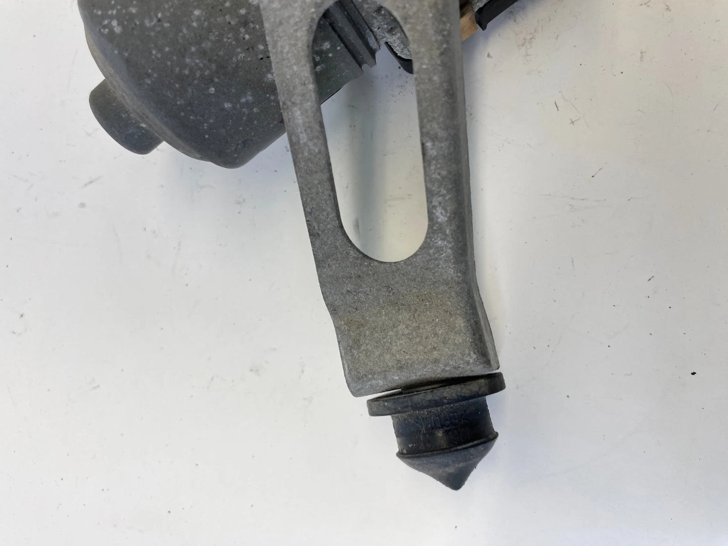 2012-2018 FORD FOCUS FRONT WINDSHIELD WIPER MOTOR ASSEMBLY BM51-17504-BJ OEM