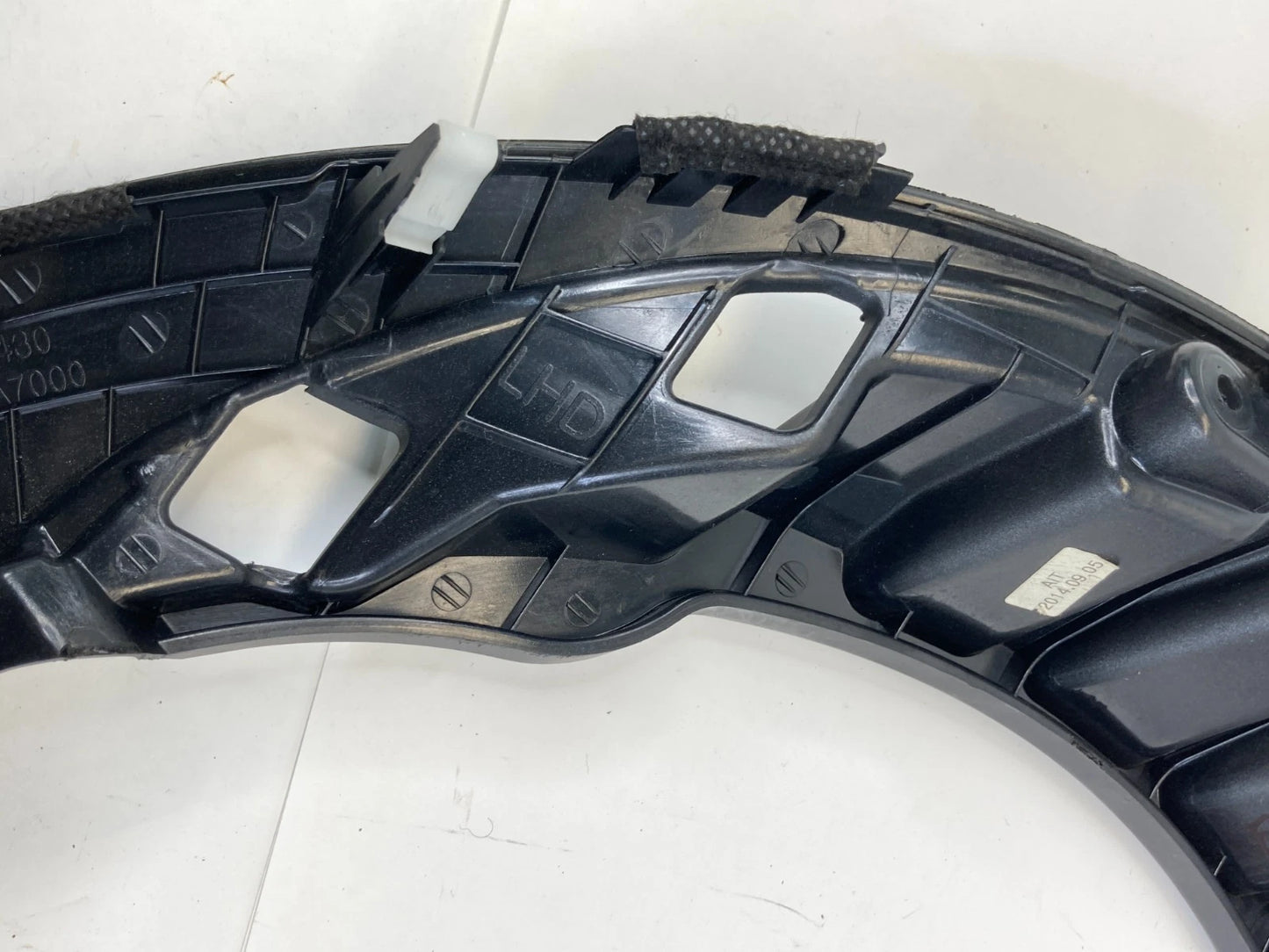 2014-2016 Kia Forte Left Upper Dash Finish Panel Molding w Air Vent 97430-A7000