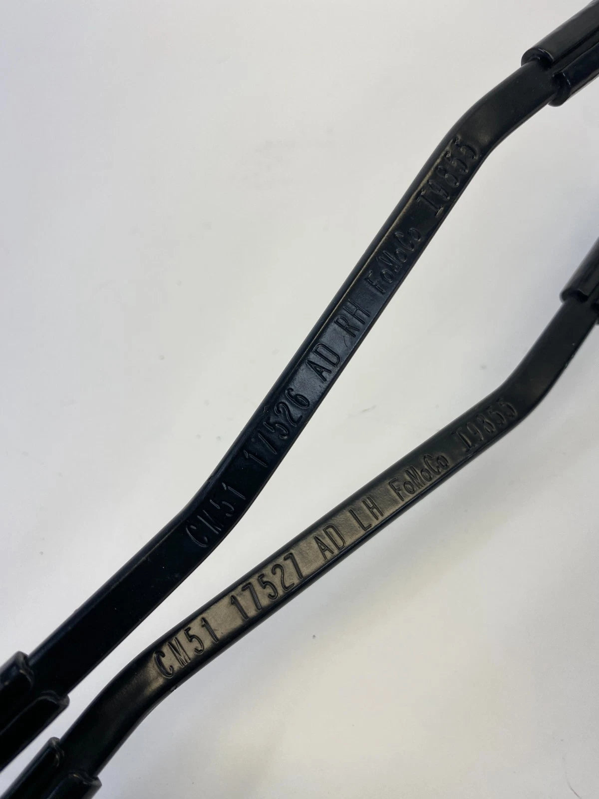 2012-2018 FORD FOCUS FRONT WINDSHIELD LEFT & RIGHT SIDE WIPER ARM SET OEM