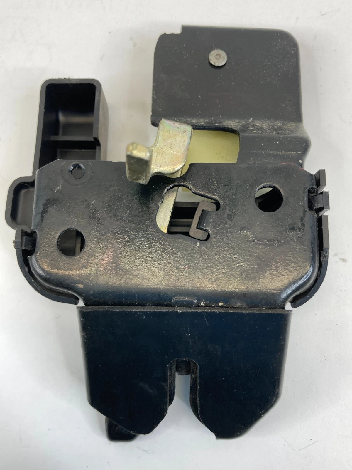 2000-2006 NISSAN SENTRA SEDAN REAR TRUNK LID LOCK LATCH RELEASE ACTUATOR OEM