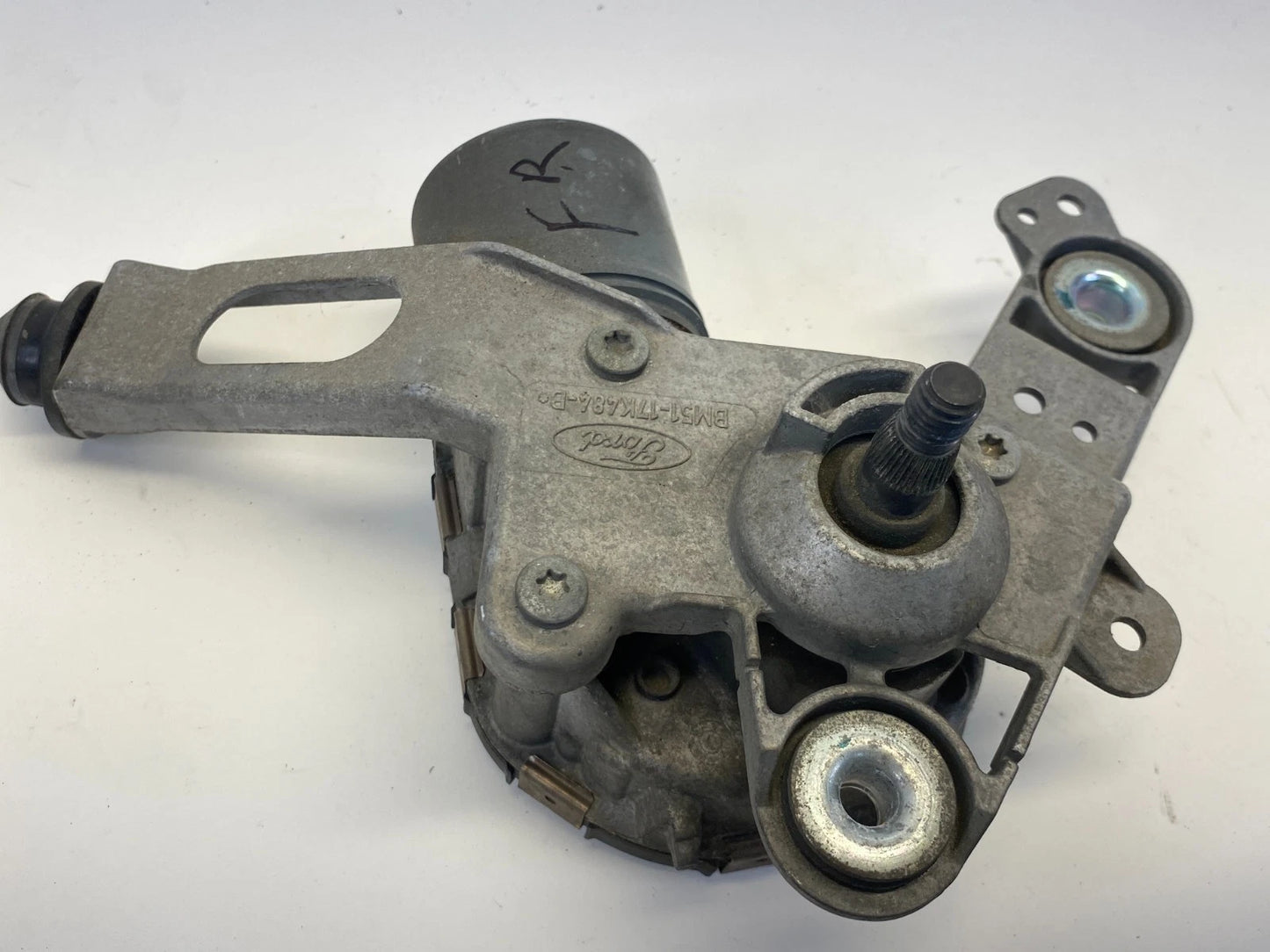 2012-2018 FORD FOCUS FRONT RIGHT WINDSHIELD WIPER MOTOR OEM BM51-17504-BH