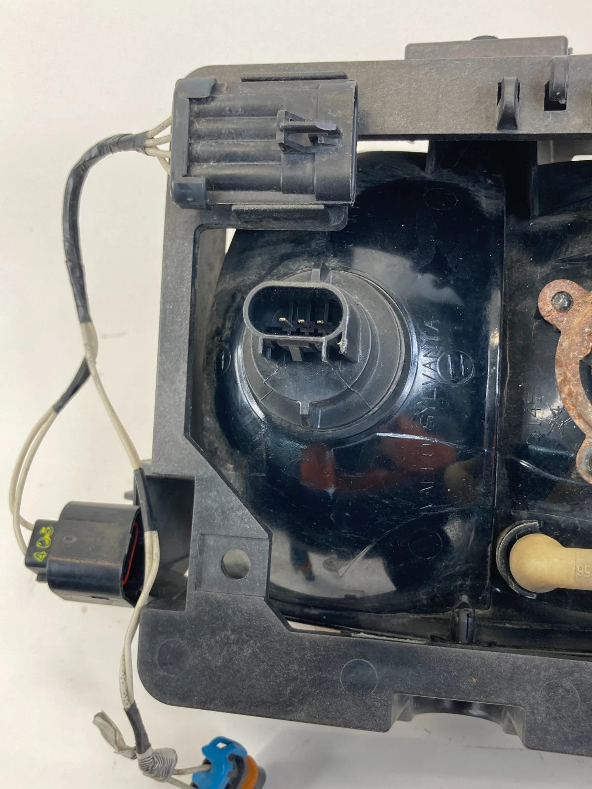 2003-2007 CADILLAC CTS FRONT LEFT DRIVER SIDE FOG & PARK TURN SIGNAL LIGHT LAMP