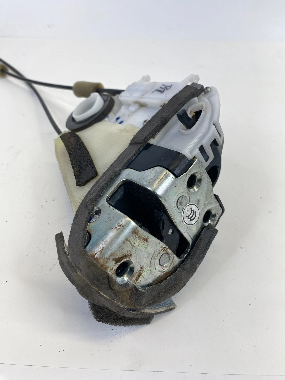 2010-2013 TOYOTA PRIUS HATCHBACK REAR LEFT BACK DOOR LOCK LATCH ACTUATOR