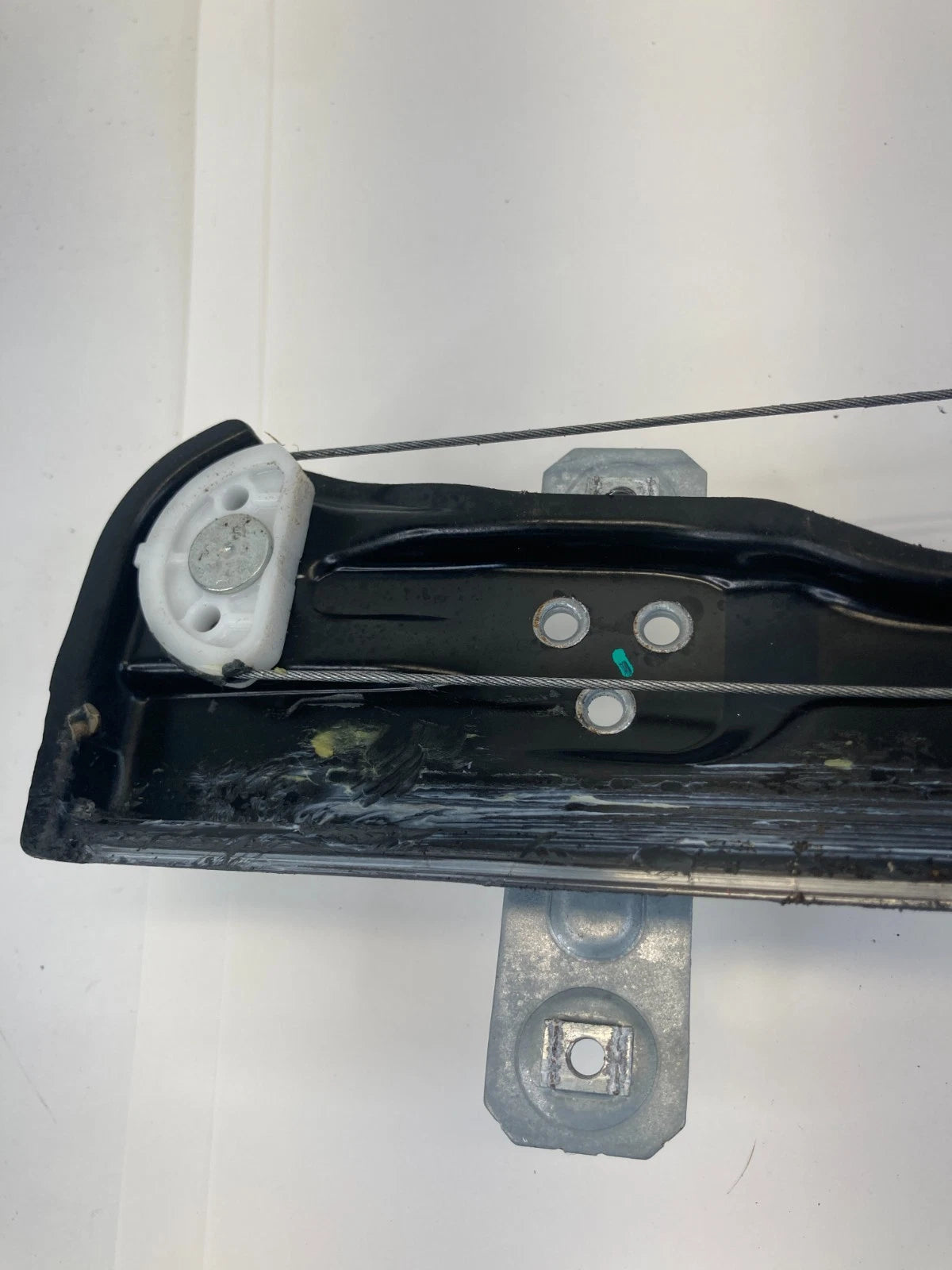 2015-2020 CHEVROLET TRAX WINDOW FRONT LEFT WINDOW MOTOR W/ REGULATOR 98920-SUV20