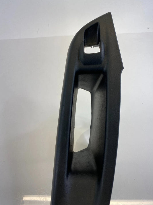 2012-2018 FORD FOCUS REAR RIGHT SIDE WINDOW SWITCH BEZEL TRIM BM51-237W20 OEM