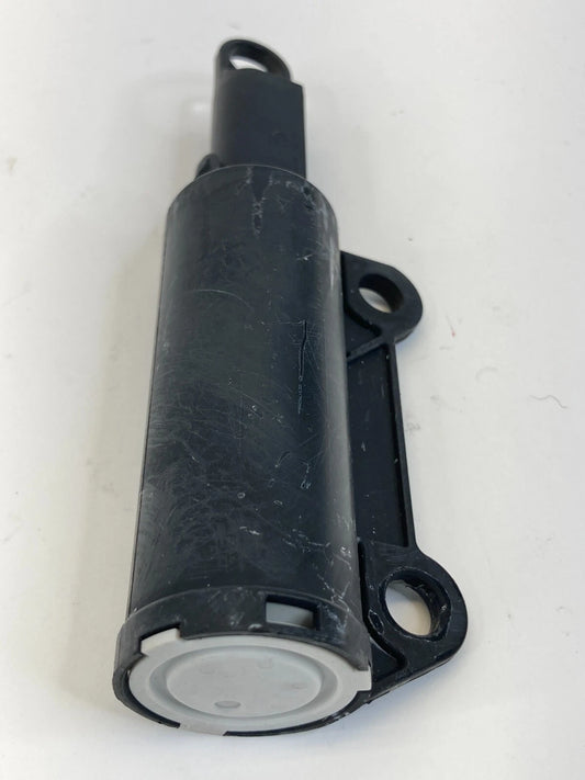 2011-2014 HYUNDAI SONATA INSTRUMENT PANEL GLOVE BOX DOOR STOPPER DAMPER OEM