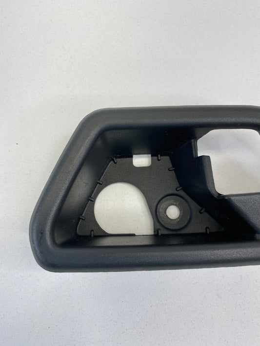 2009 2010 DODGE JOURNEY REAR LEFT INTERIOR DOOR HANDLE BEZEL TRIM 100000257 OEM