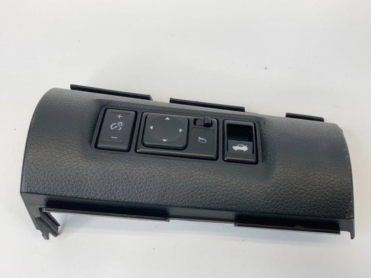 2013-2019 NISSAN SENTRA DASH MIRROR TRUNK SWITCH CONTROL BUTTON OEM 684103SG0A