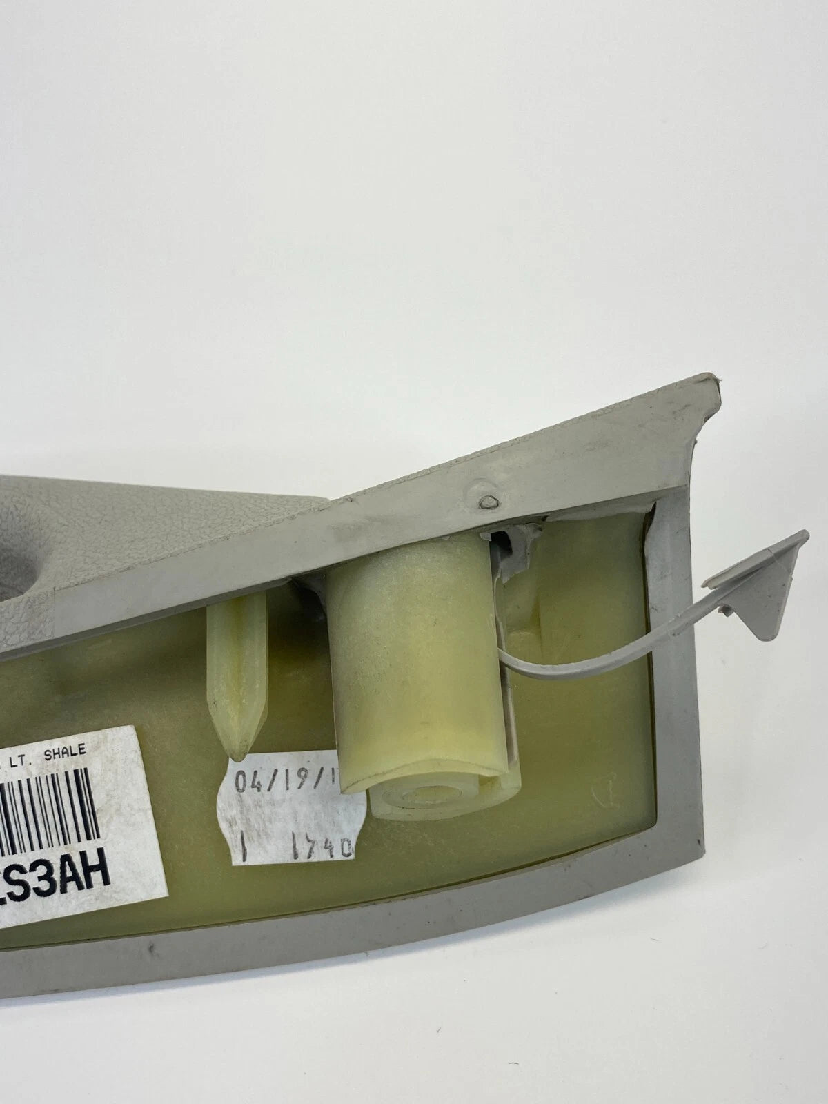 2009-2014 VOLKSWAGEN ROUTAN REAR RIGHT B-PILLAR GRIP GRAB HANDLE 1AR40ES3AH