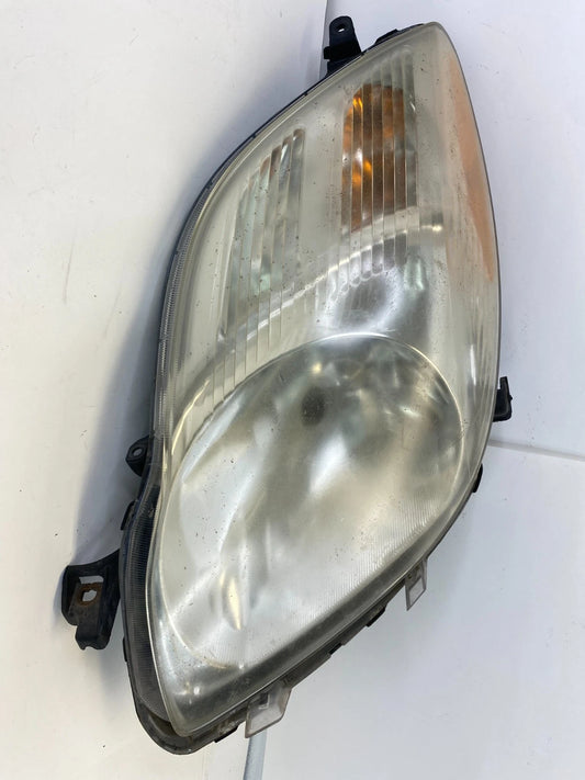 2009-2011 TOYOTA YARIS HATCHBACK FRONT LEFT DRIVER SIDE HEADLIGHT HEAD LAMP OEM