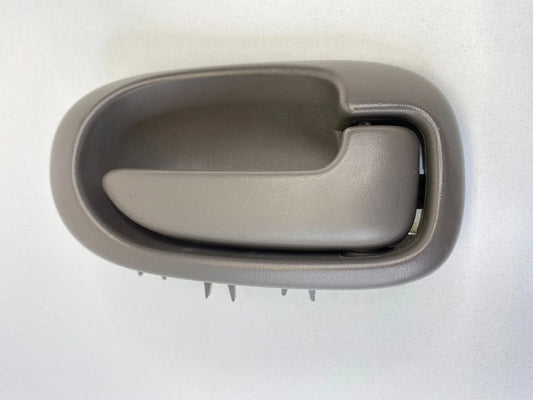 2001-2006 CHRYSLER SEBRING SEDAN REAR RIGHT SIDE INTERIOR DOOR HANDLE SRVB7892