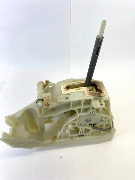13 14 KIA SORENTO 3.3L AUTO TRANS FLOOR GEAR SHIFT LEVER SELECTOR 467001U230 OEM