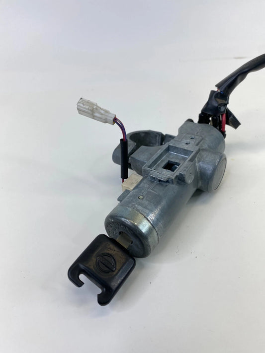 2004 NISSAN XTERRA SE 3.3L IGNITION SWITCH LOCK CYLINDER ASSEMBLY WITH KEY OEM