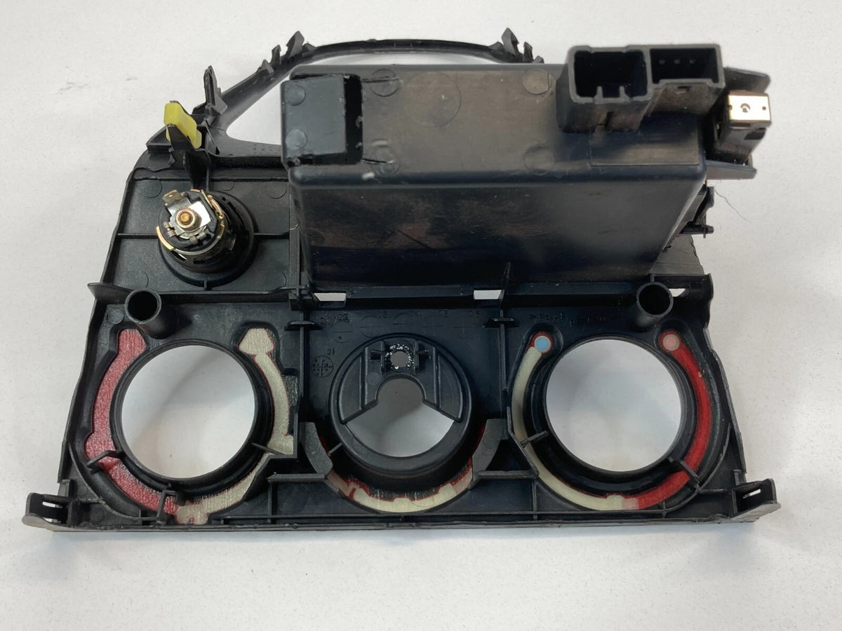 03-08 TOYOTA MATRIX SHIFTER CLIMATE CONTROL TRIM BEZEL W STORAGE & POWER OUTLET