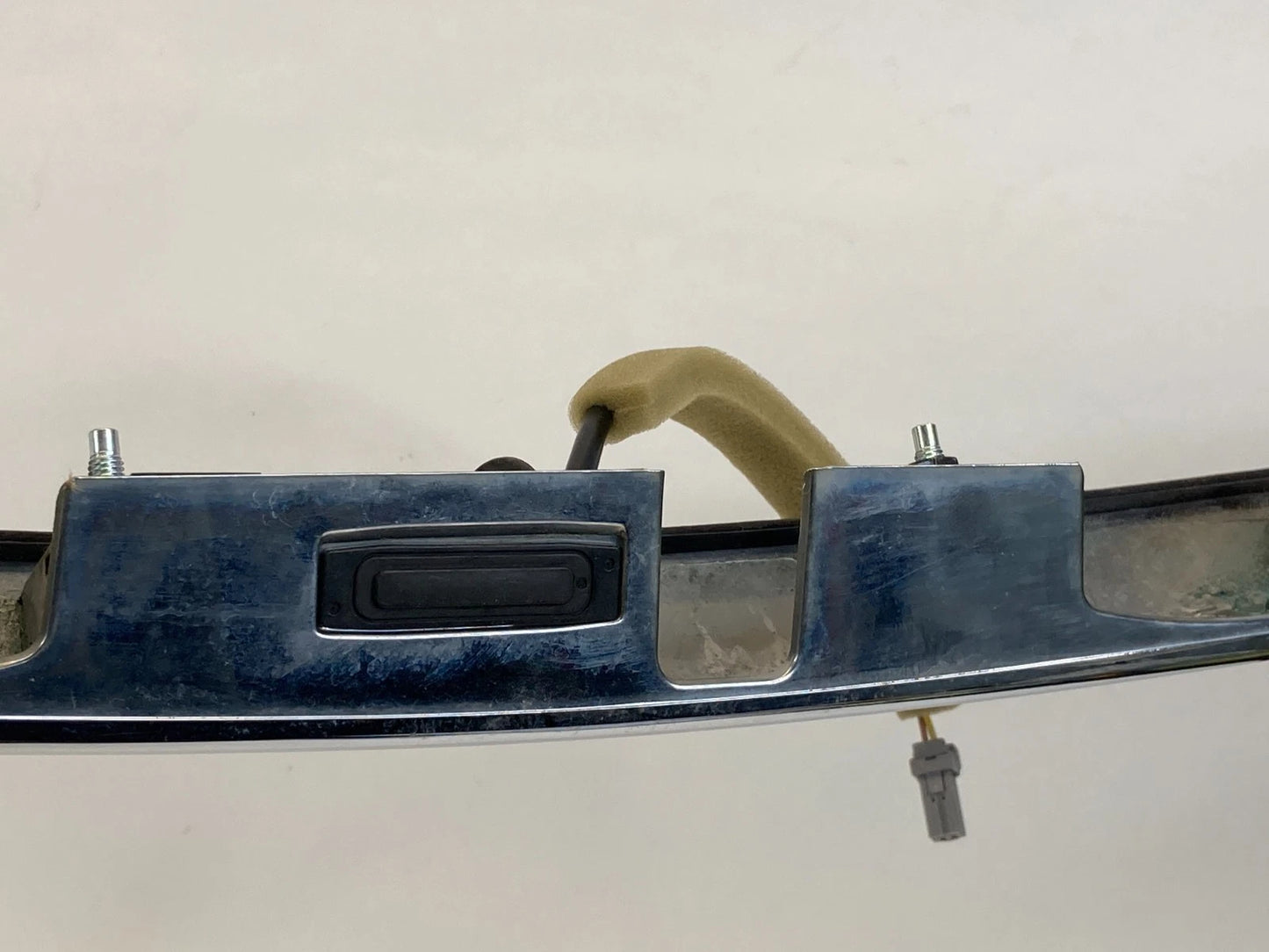 2013 2014 NISSAN ALTIMA REAR TRUNK LICENSE PLATE COVER TRIM FINISH MOLDING OEM