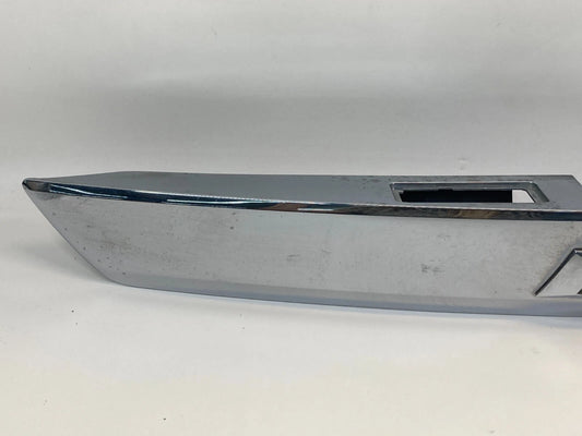 10-15 CHEVROLET EQUINOX LIFTGATE DECK LID CENTER APPLIQUE CHROME 23188127 OEM