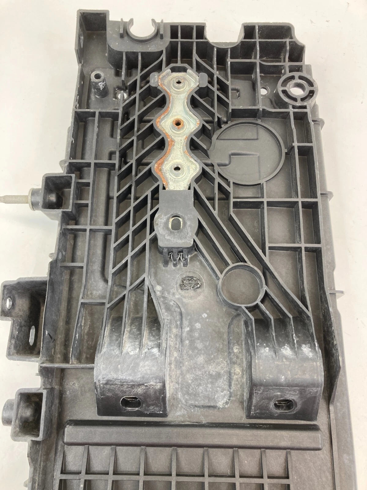 2013-2020 FORD FUSION LOWER BATTERY HOLDER HOLD DOWN TRAY PLASTIC ASSEMBLY OEM