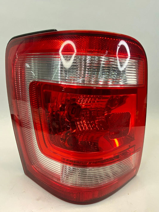2008-2012 FORD ESCAPE DRIVER LEFT SIDE TAIL LIGHT TAILLIGHT OEM 8L84-13B505-A