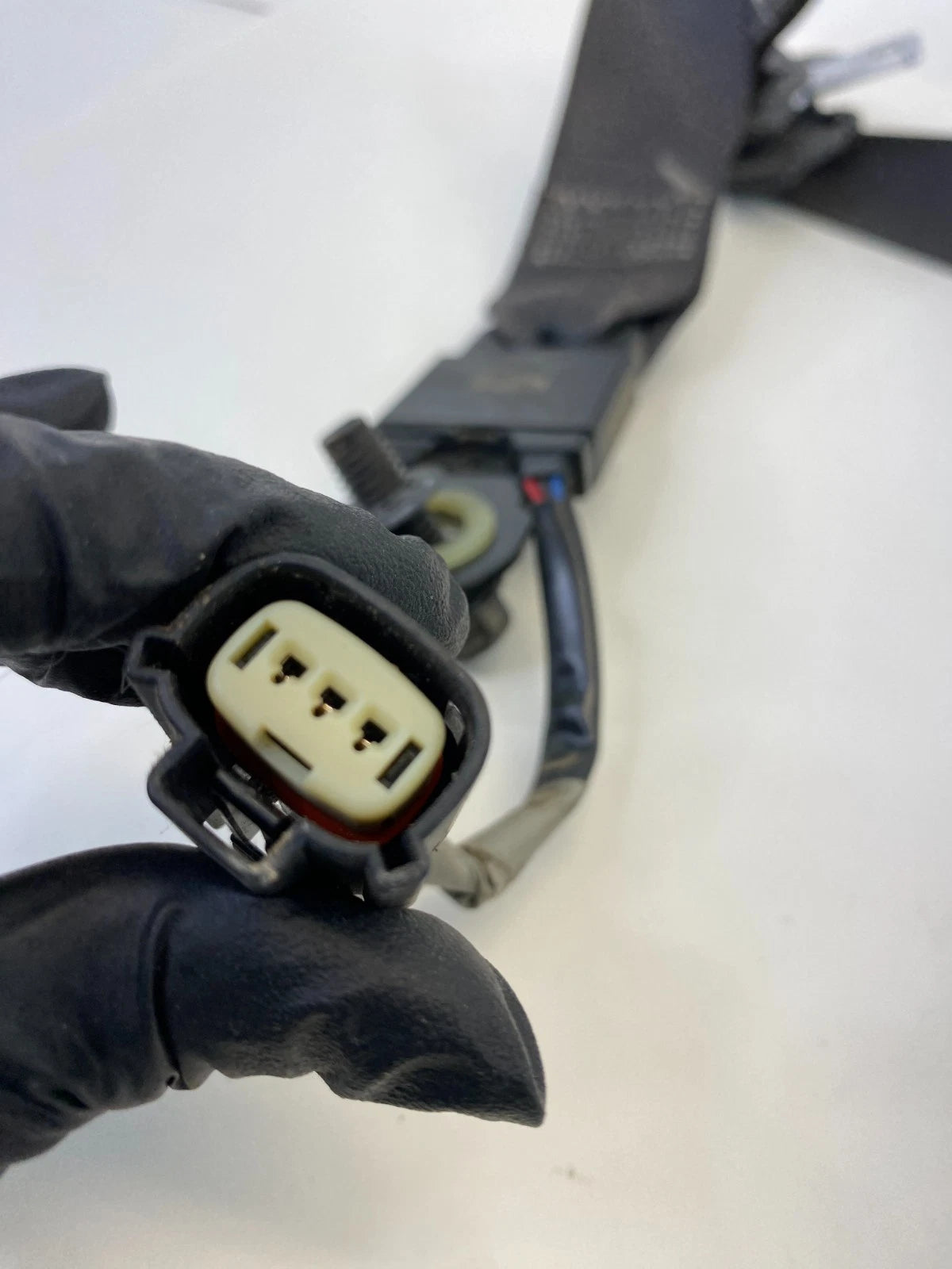 2011 2012 FORD EXPLORER FRONT RIGHT SIDE SEAT BELT RETRACTOR BB5378612D34CA