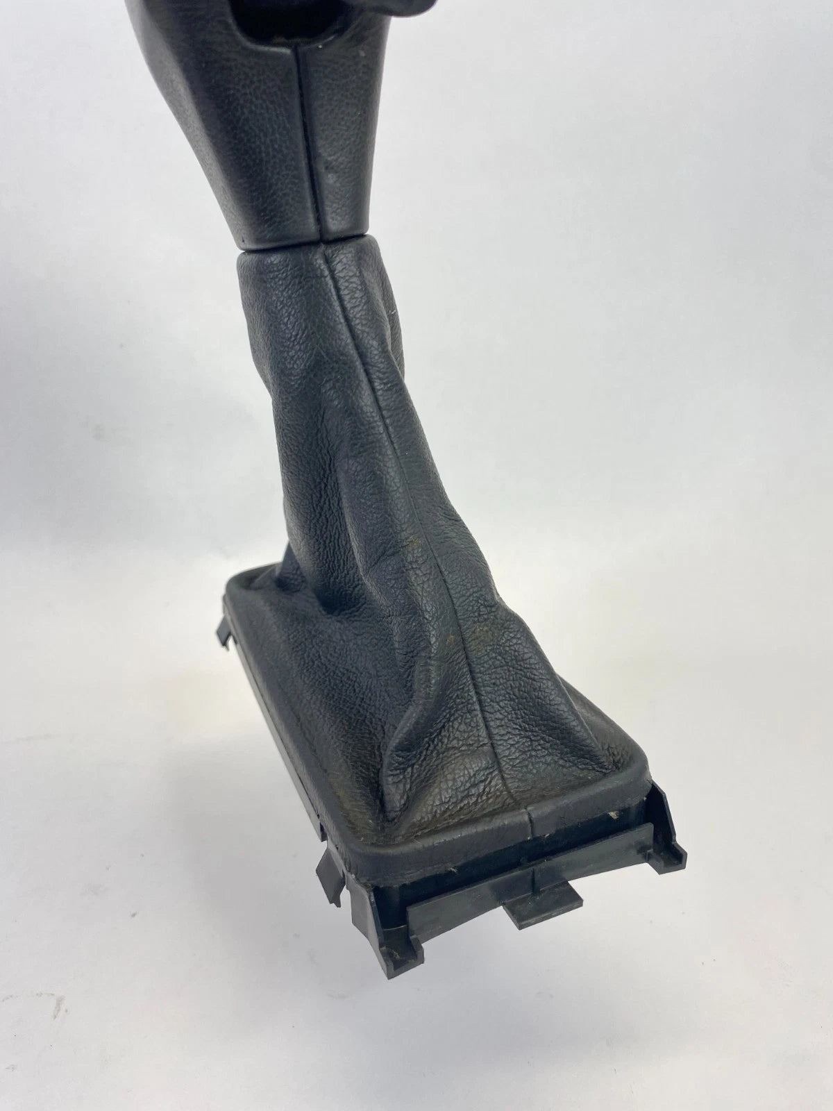 2011-2019 FORD EXPLORER CENTER CONSOLE SHIFTER BOOT AND KNOB BT4P-7B118-A OEM