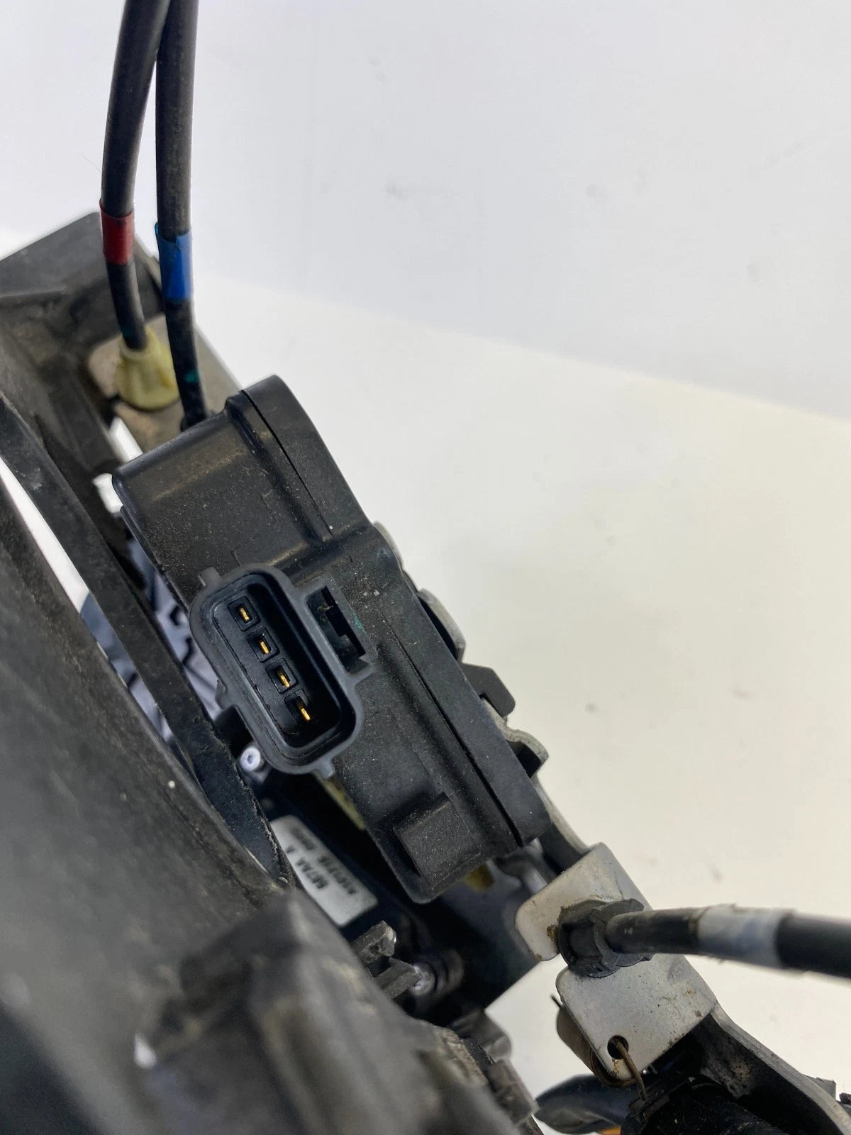 08-16 CHRYSLER TOWN & COUNTRY REAR LEFT SLIDING DOOR LATCH LOCK ACTUATOR MOTOR