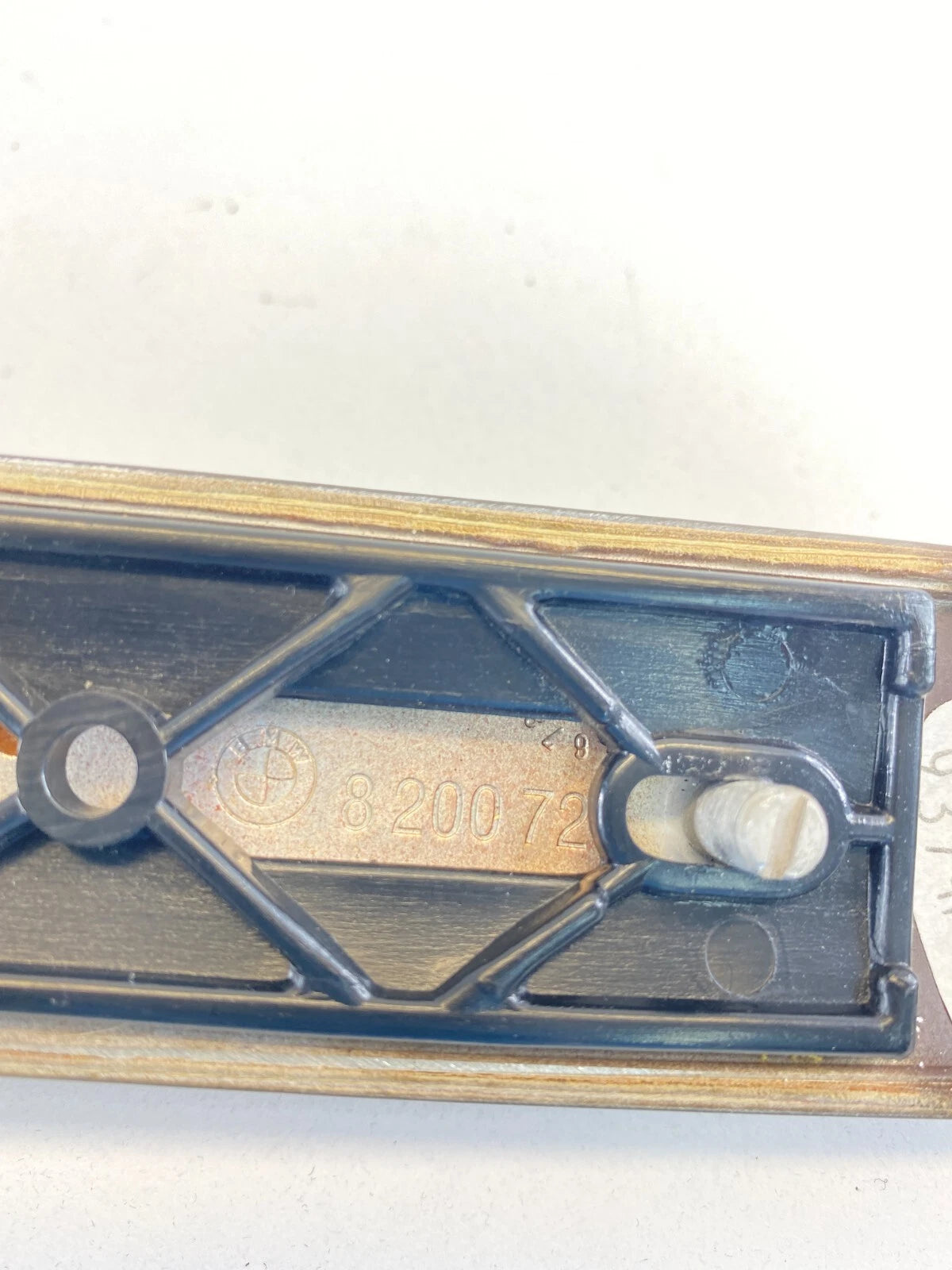2001-2005 BMW 330XI 325XI 330I 325I RIGHT DOOR MOLDING PANEL BEZEL TRIM 820072