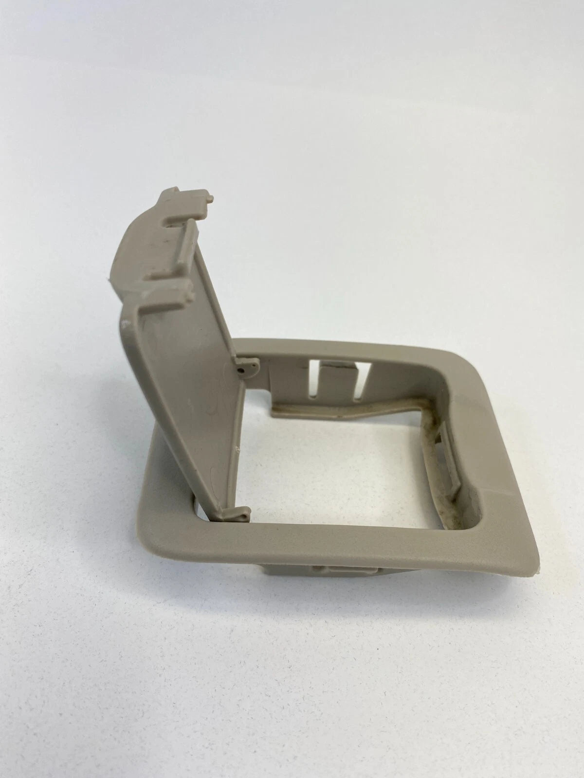 2007-2012 LINCOLN MKZ REAR SEAT CHILD ANCHOR PLATE HOOK COVER TRIM CAP OEM
