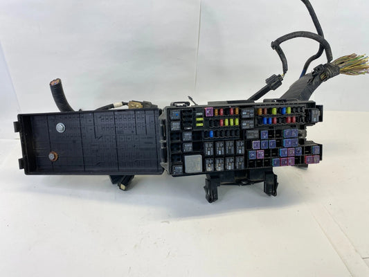 2011-2015 FORD EXPLORER 3.7L ENGINE FUSE RELAY BOX COMPARTMENT BT4T-14A003-AA