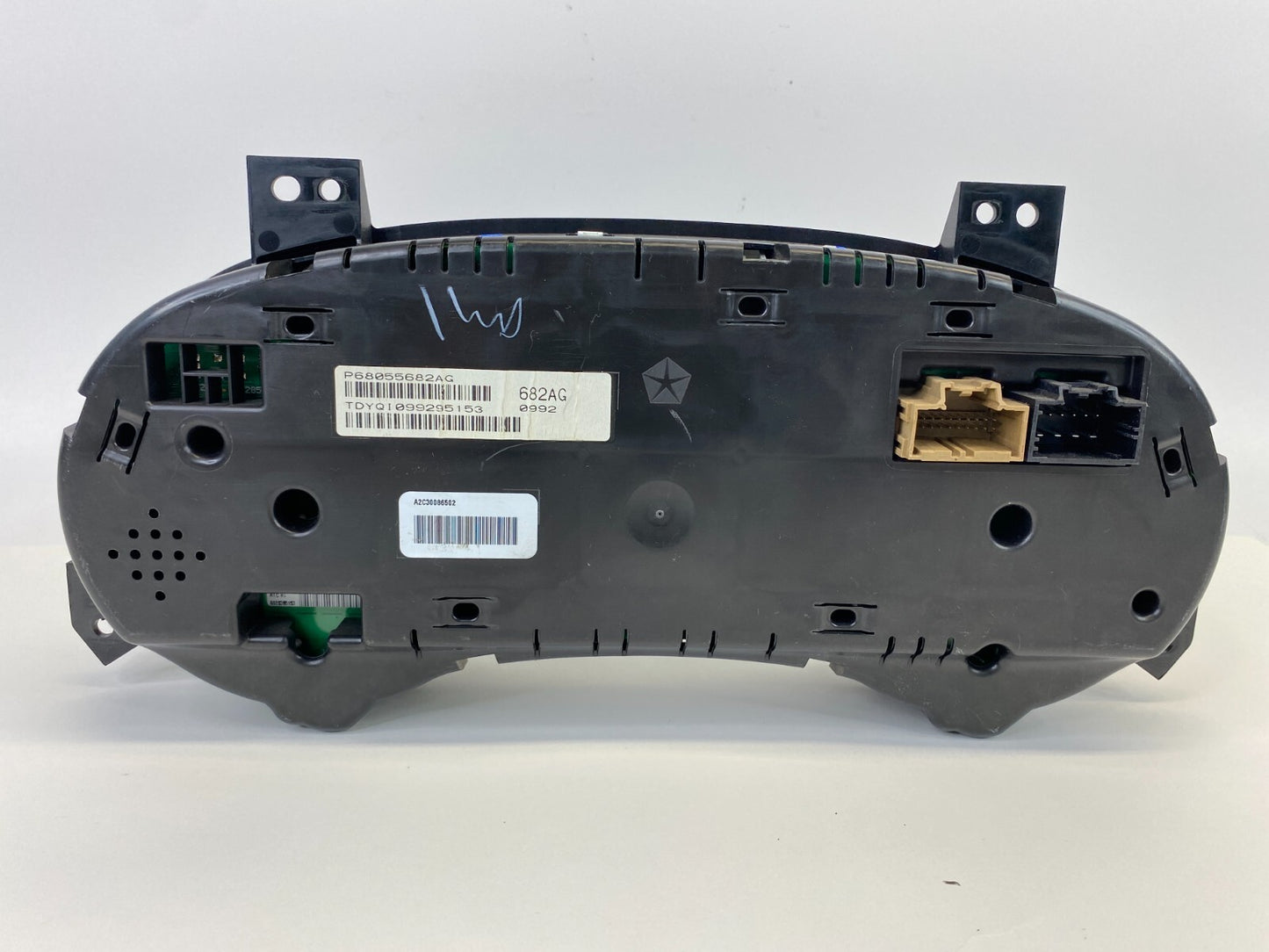 11 12 Chrysler Town & Country Instrument Cluster Speedometer 147K 68055682AG