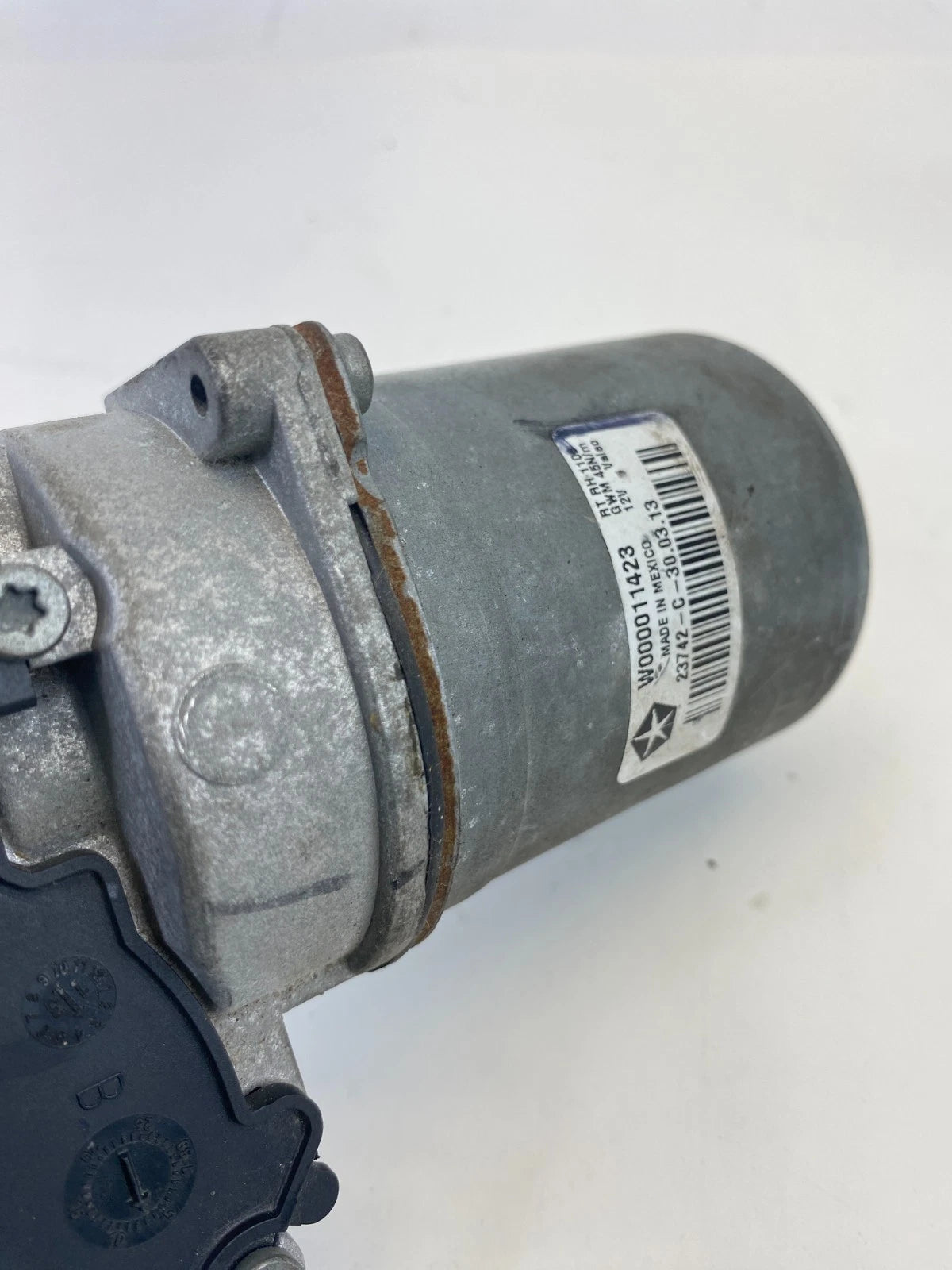 2008-2016 CHRYSLER TOWN & COUNTRY FRONT WIPER MOTOR ASSEMBLY OEM W000011423
