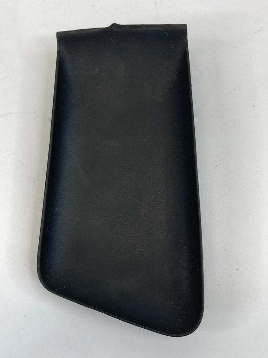 2011-2014 HYUNDAI SONATA REAR LEFT SIDE INNER DOOR HANDLE SCREW CAP 826193S000