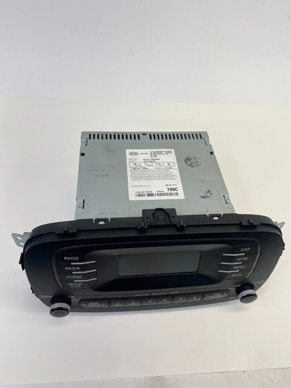 2014-2016 KIA SOUL AM FM MP3 RADIO PLAYER UNIT STEREO RECEIVER 96170-B2090CA OEM