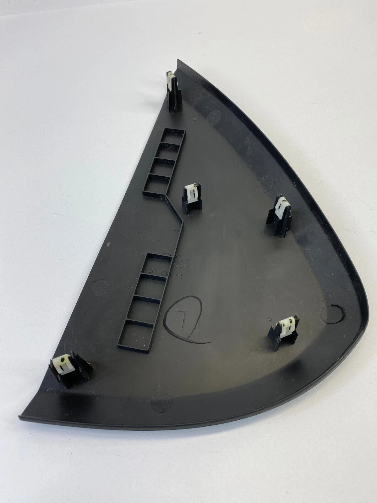 2013-2016 FORD FUSION SE 4-DR INSTRUMENT PANEL LEFT END CAP BEZEL DS73-F04481-A